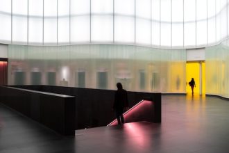 Cloisons modulaires pour musées : flexibilité et esthétique pour vos espaces